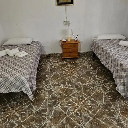 Vacansis Illa Bajo *